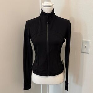 Lululemon cropped nulu Define jacket